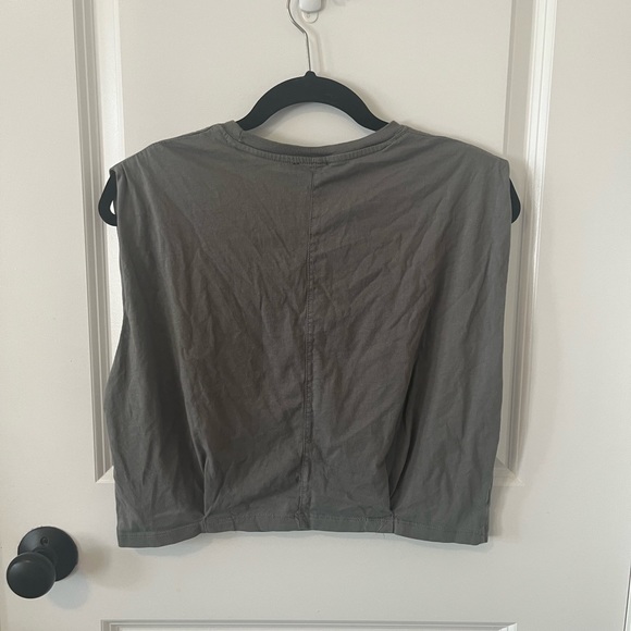 Dynamite Muscle Tank - Picture 3 of 3